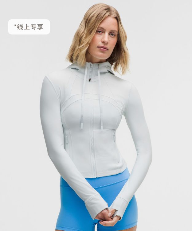 Define 女士短款连帽夹克 *Nulu™