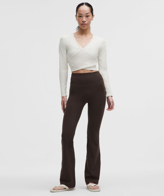 Groove No Line 女士运动高腰喇叭裤 *心形开孔