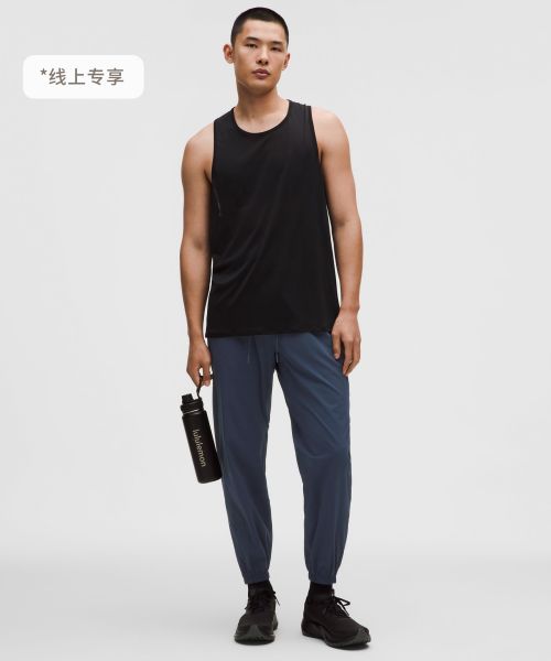 Perforated 男士跑步开孔设计长裤 *常规款