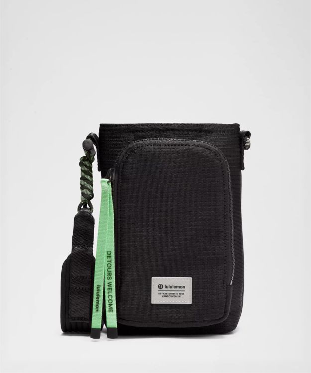 Water Bottle 带前侧口袋斜挎水壶包 *Paracord