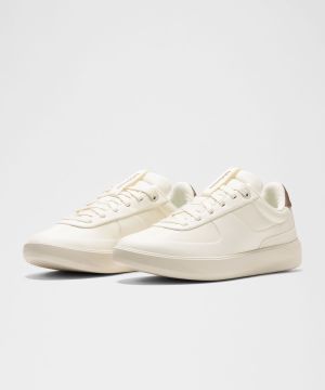 椰奶白/浅象牙白/缎光金