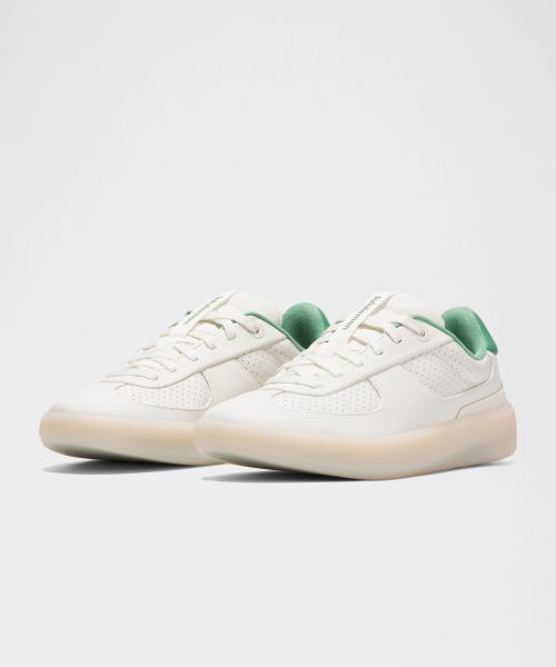 Cityverse Perforated 女士运动休闲鞋