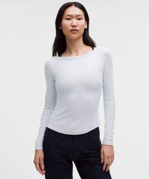 Hold Tight 女士紧身剪裁船型领口长袖 T 恤