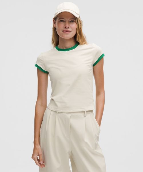 Organic Cotton 女士棉混纺滚边短款 T 恤