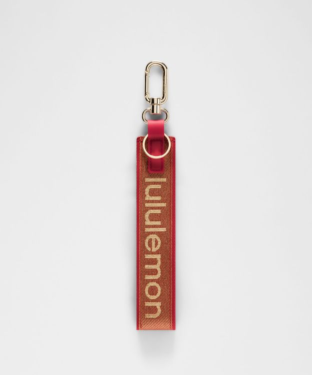 Never Lost 钥匙挂绳 *金属文字徽标