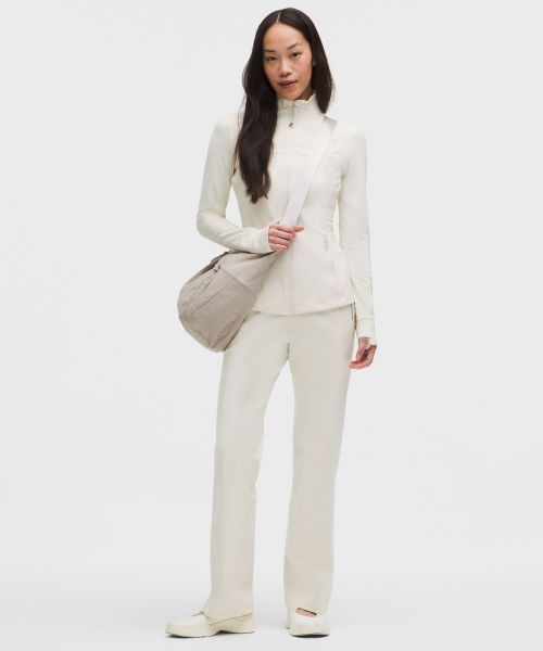 Define 女士中腰运动裤 *Luon