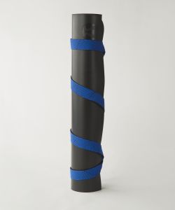 宝蓝色