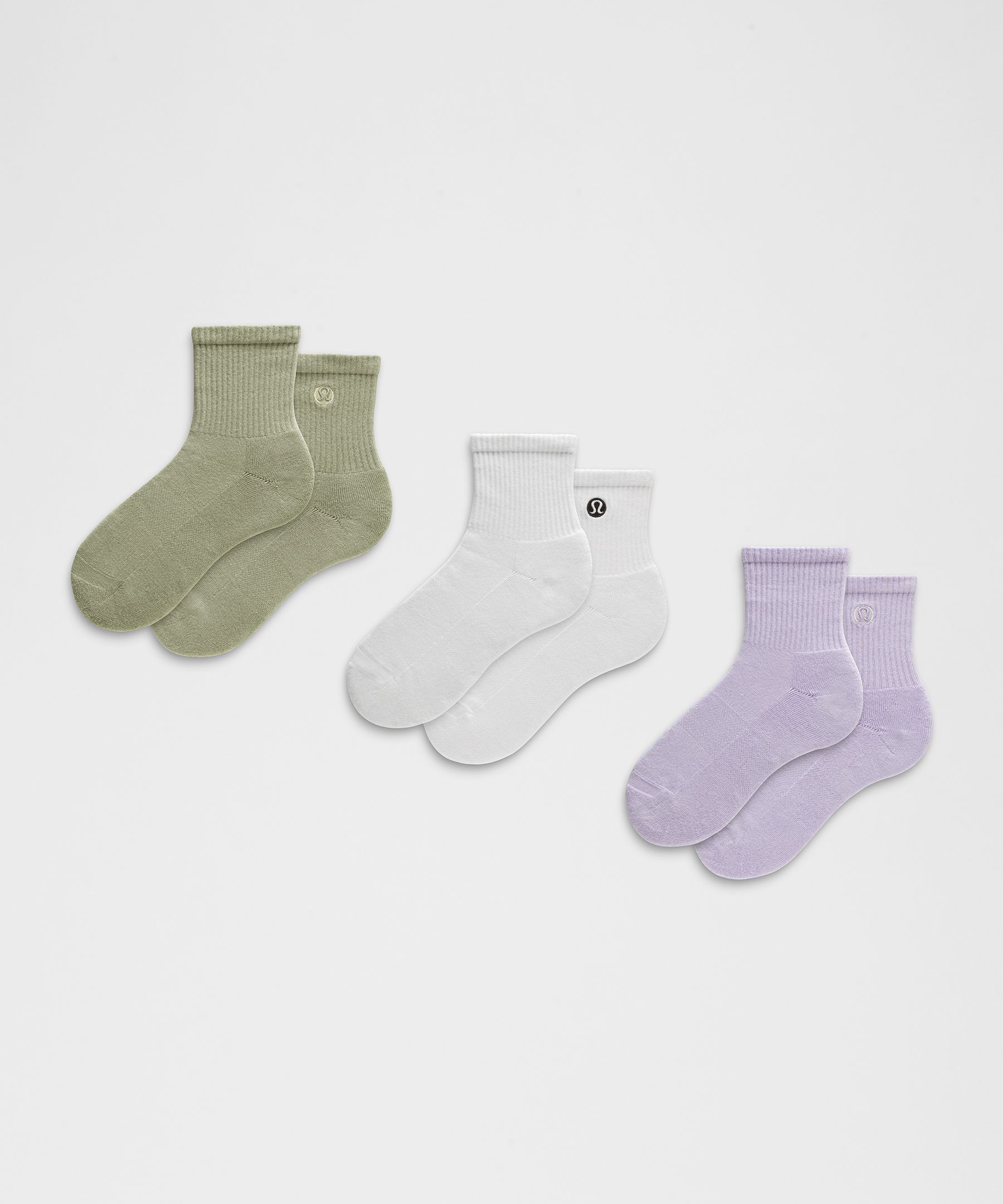 雾绿/白/透明紫