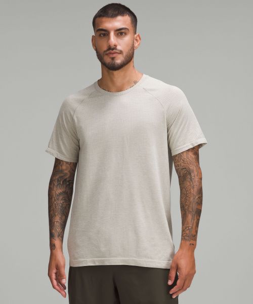 Metal Vent Tech 男士运动短袖 T 恤运动上衣 透气