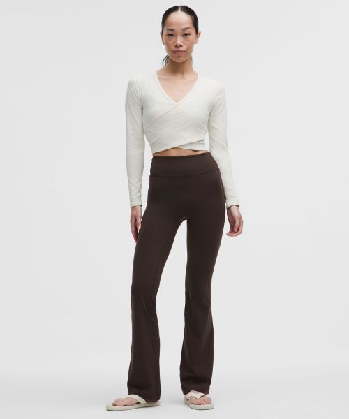 Groove No Line 女士运动高腰喇叭裤 *心形开孔