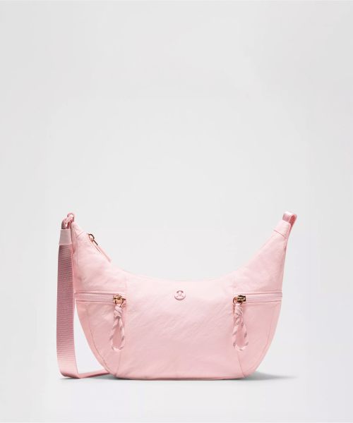 Small Slouchy 小款斜挎包