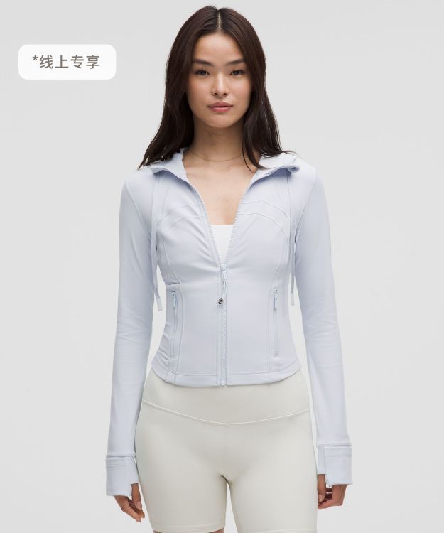 Define 女士短款连帽夹克 *Nulu™
