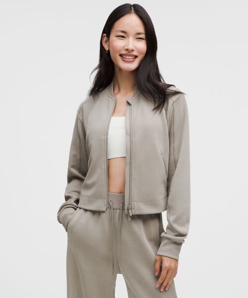 Ribbed Softstreme 女士罗纹短款夹克