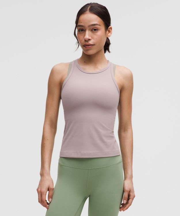 Align™ 女士及腰工字运动背心