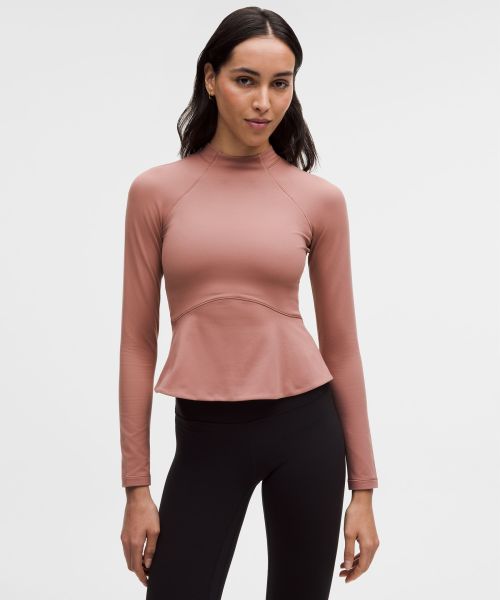 Rulu 女士下摆微喇半高领长袖 T 恤