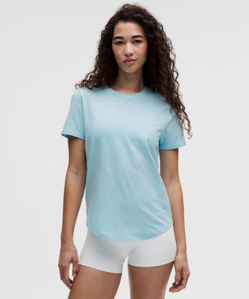 Love 女士圆领 T 恤