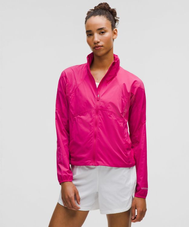 Classic-Fit Ventilated 女士跑步经典剪裁通风夹克