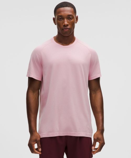 Metal Vent Tech 男士运动短袖 T 恤