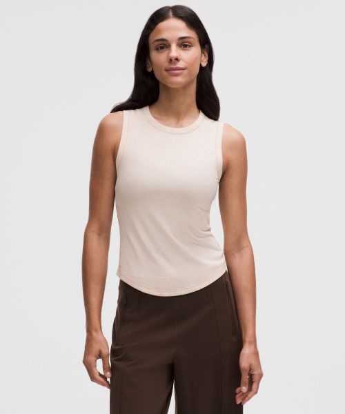 Hold Tight 女士紧身剪裁圆领背心