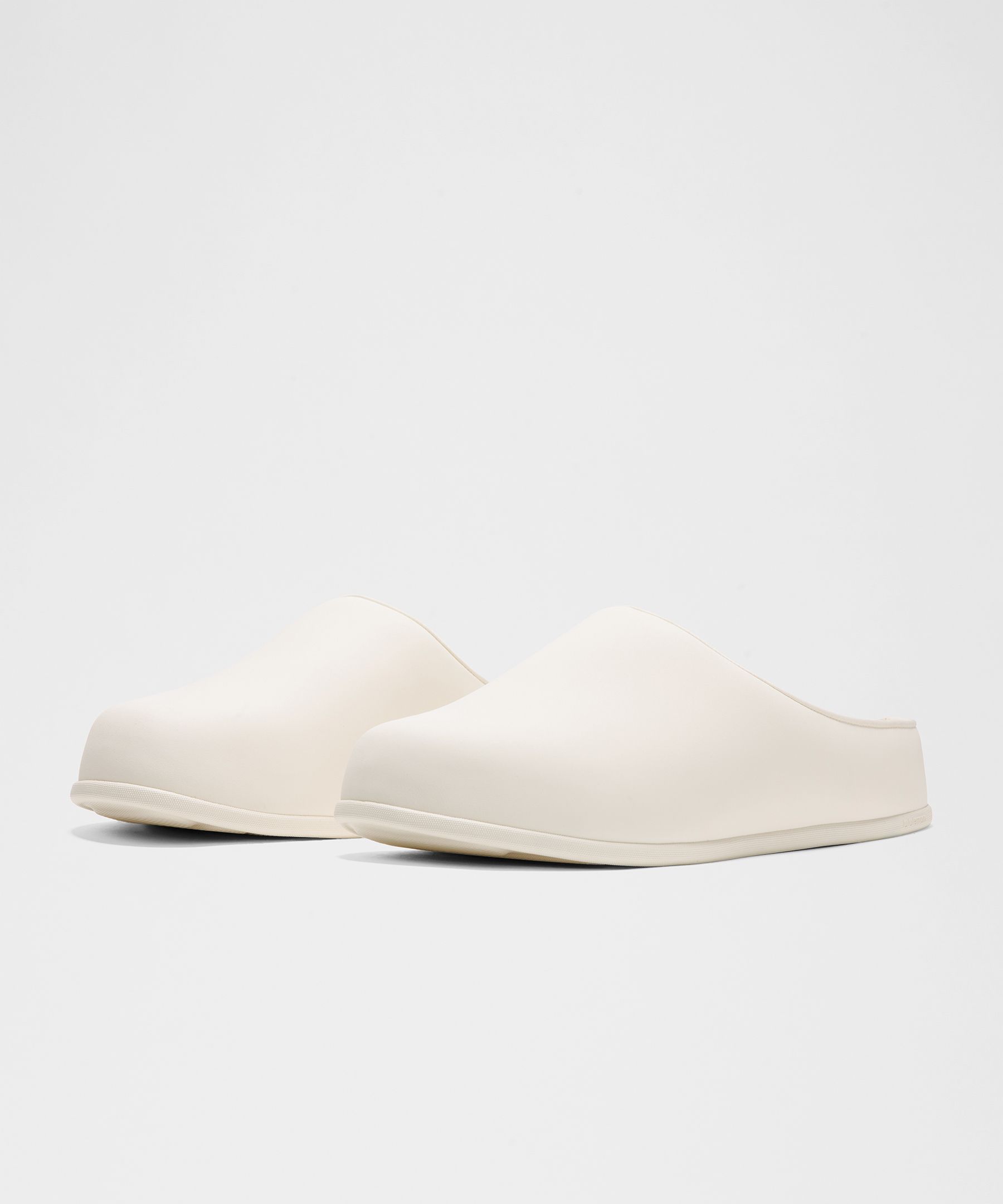 椰奶白/椰奶白/椰奶白