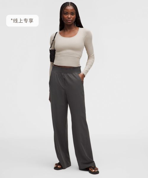 Stretch Woven 女士腰部褶边阔腿裤