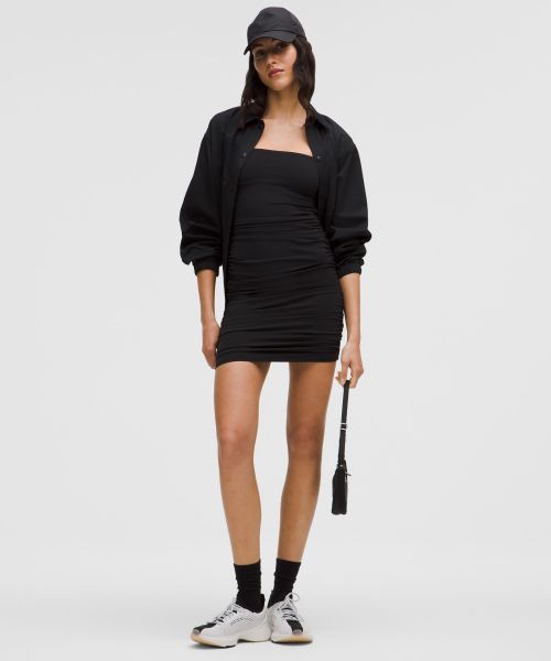 Ruched Nulu™ 女士褶饰细肩带连衣裙