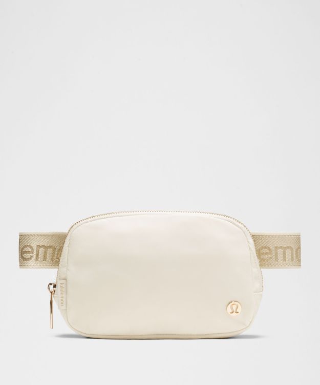 Everywhere 腰包 *金属文字徽标